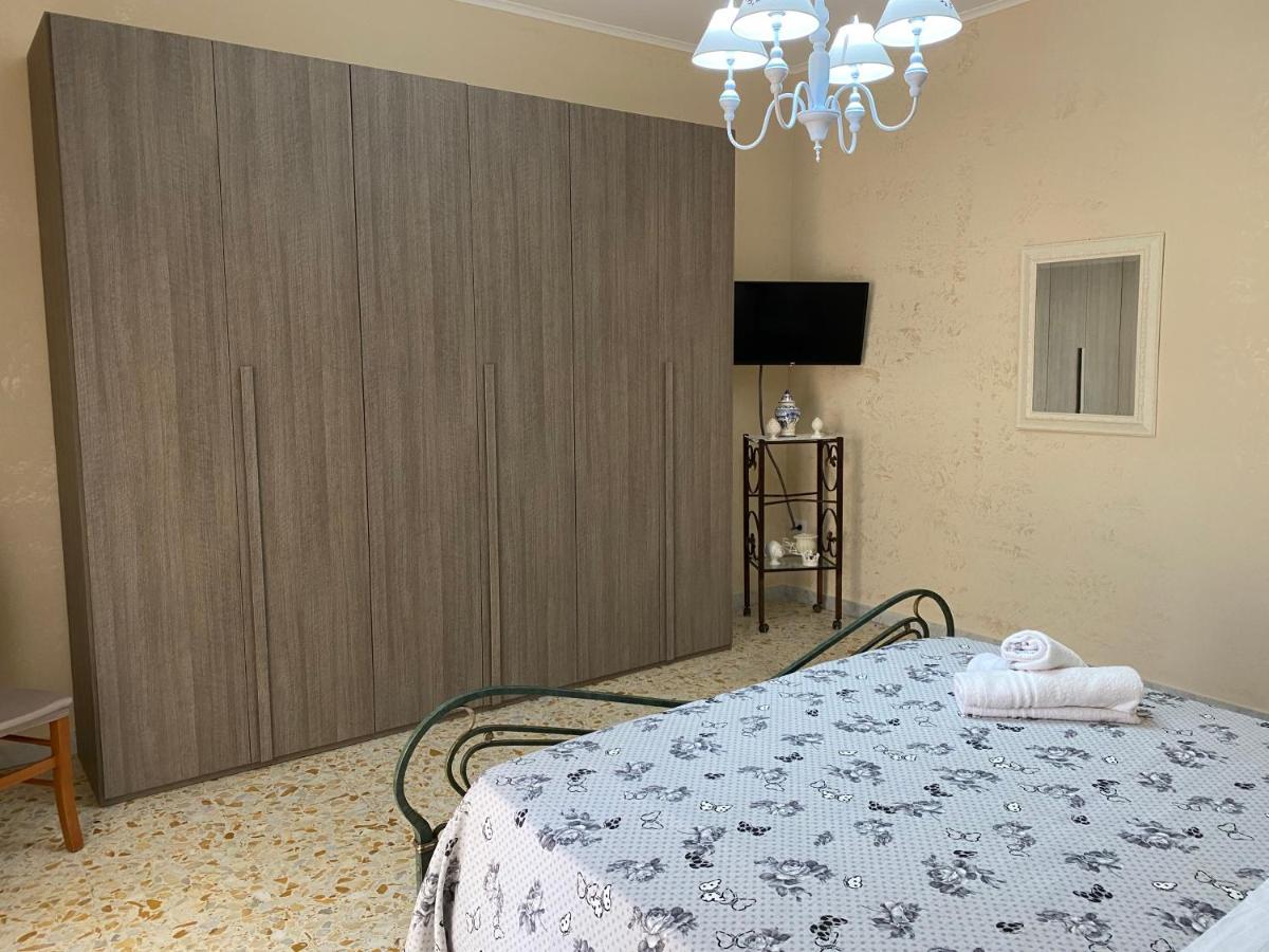 Casa Tiberio Lägenhet Torre del Greco Exteriör bild